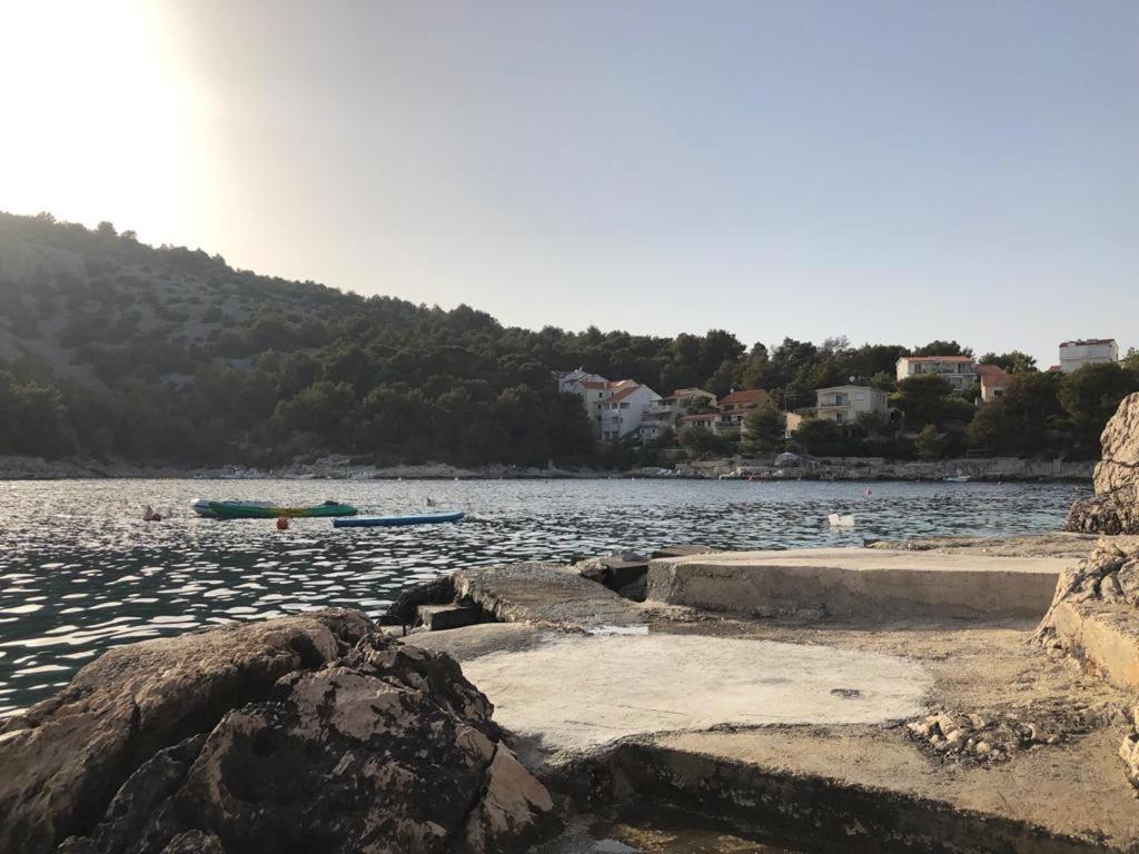 Apartmani Mares Ražanj Exteriér fotografie