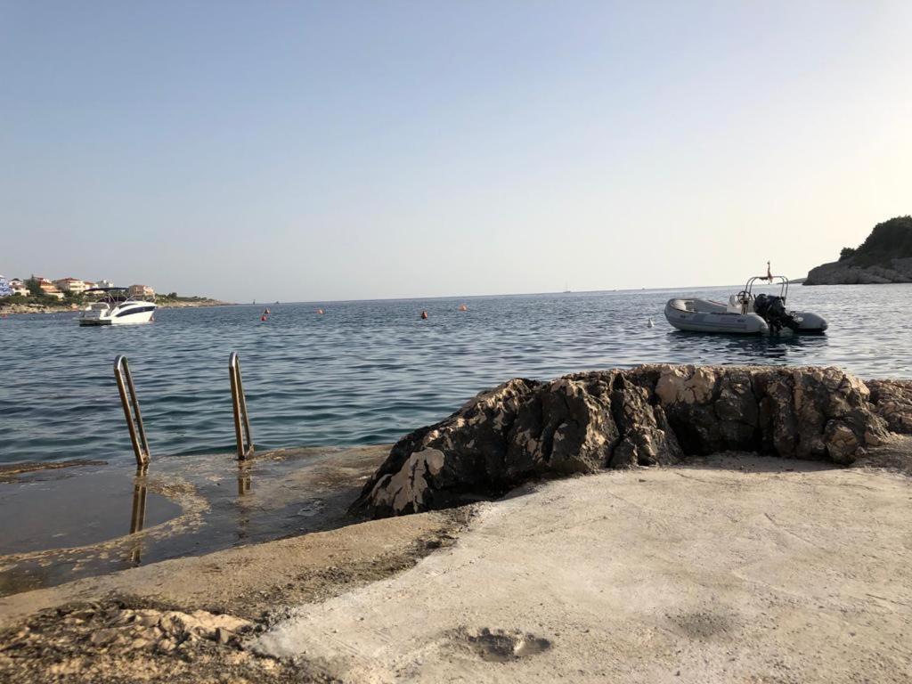 Apartmani Mares Ražanj Exteriér fotografie